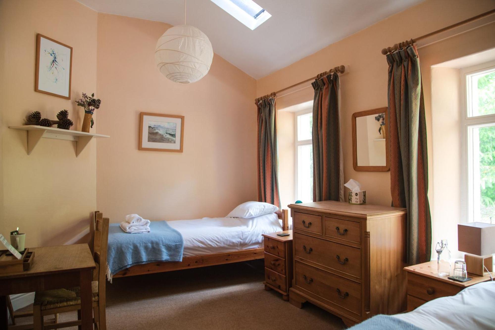 Trigonos - Quiet, Peaceful, Vegetarian B&B And Retreat Centre Nantlle Exteriör bild